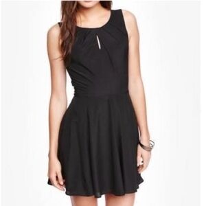 EXPRESS black sleeveless fit & flare keyhole dress size 2 business casual office